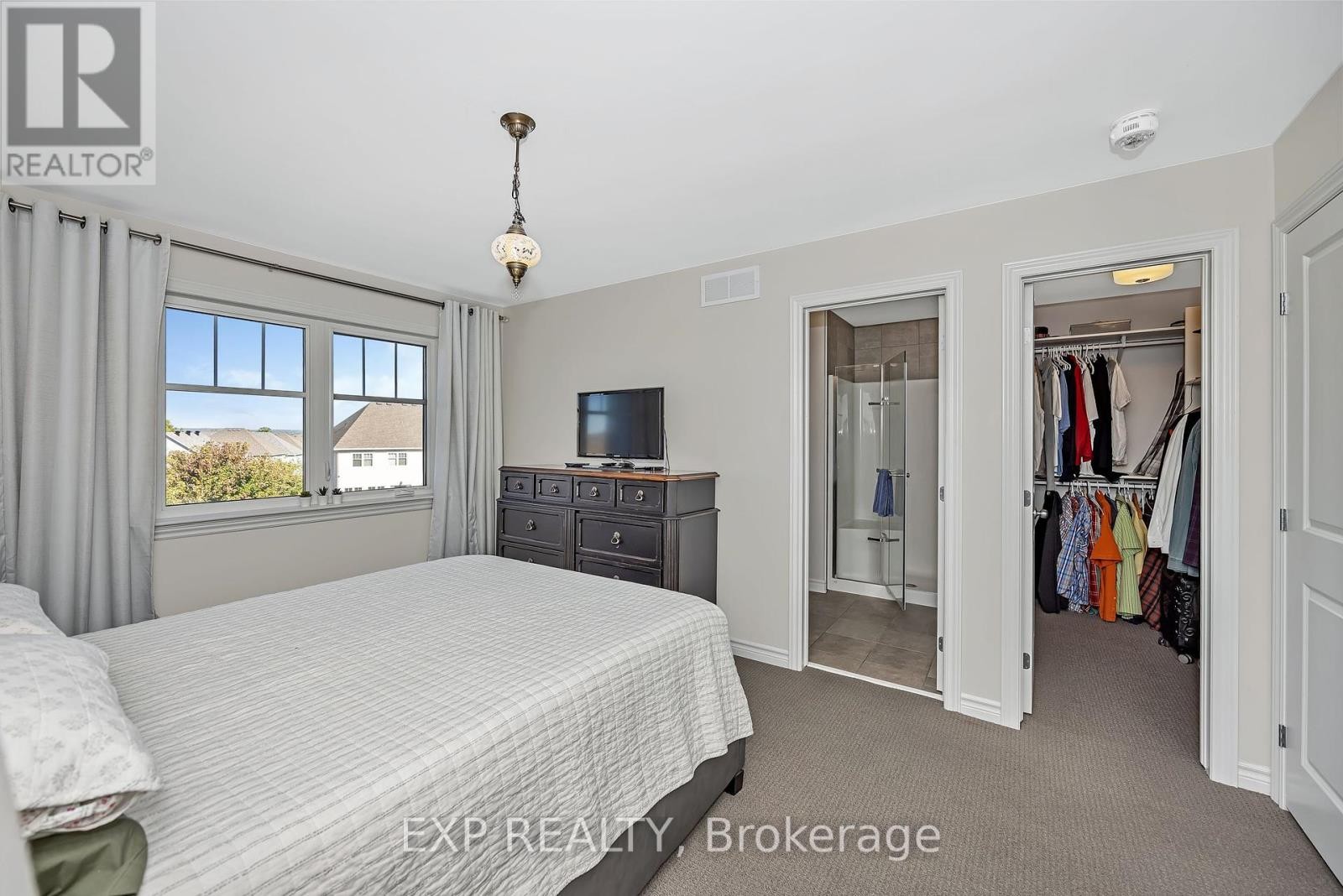 












654 CARTOGRAPHE STREET

,
Ottawa,




Ontario
K4A1B6

