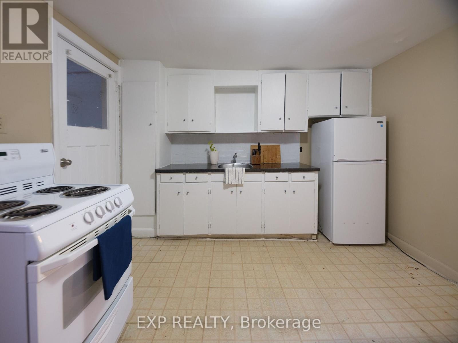 












109-115 DALHOUSIE STREET

,
Ottawa,




Ontario
K1N7C1

