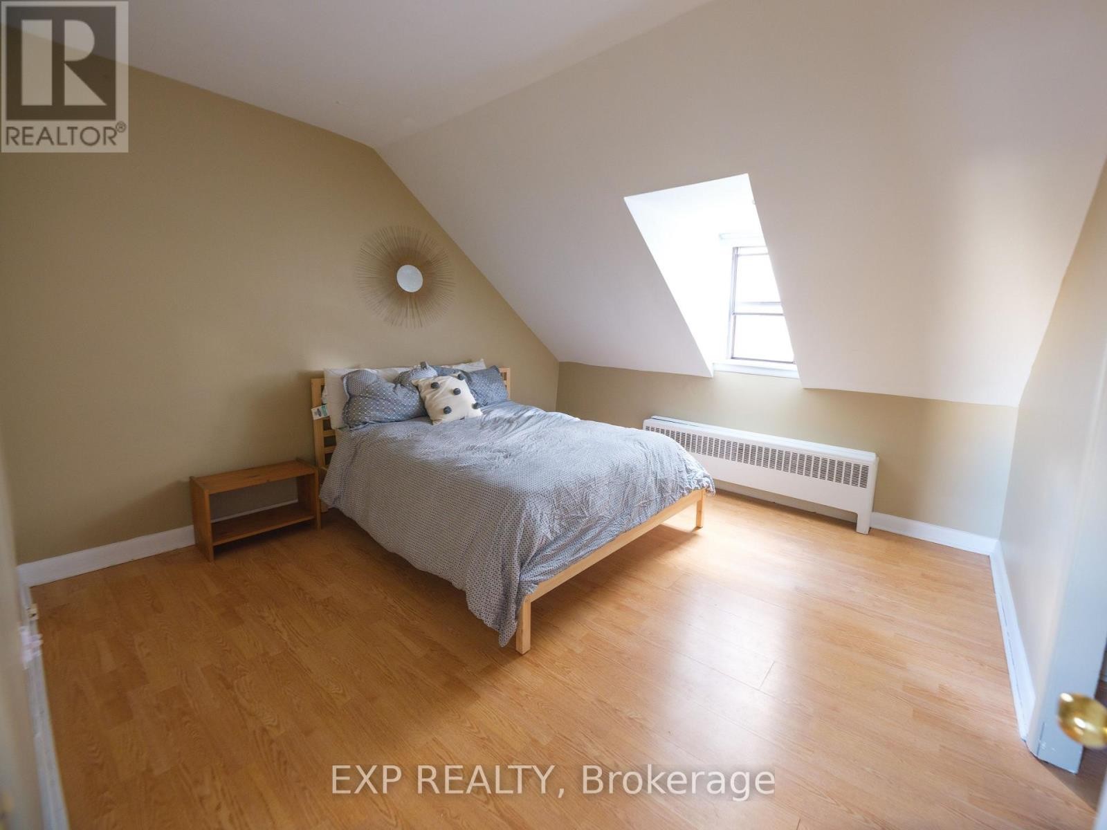 












109-115 DALHOUSIE STREET

,
Ottawa,




Ontario
K1N7C1

