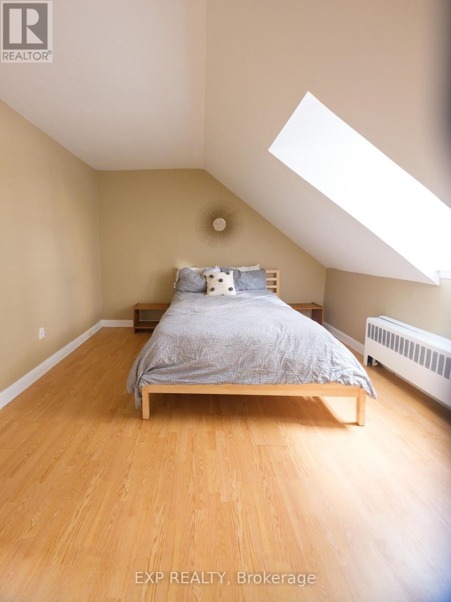 












109-115 DALHOUSIE STREET

,
Ottawa,




Ontario
K1N7C1

