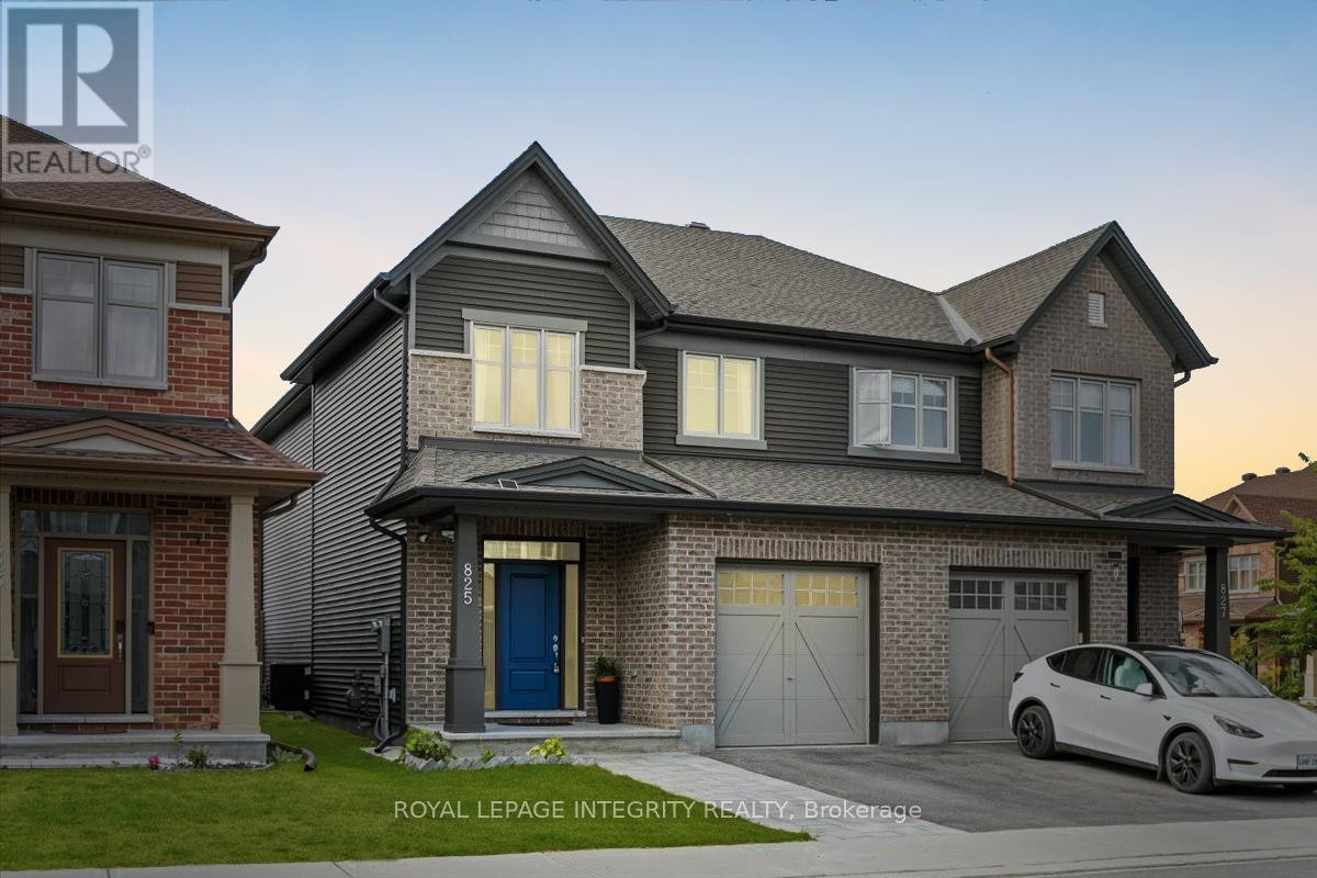 












825 INDICA STREET

,
Ottawa,




Ontario
K2S2J8

