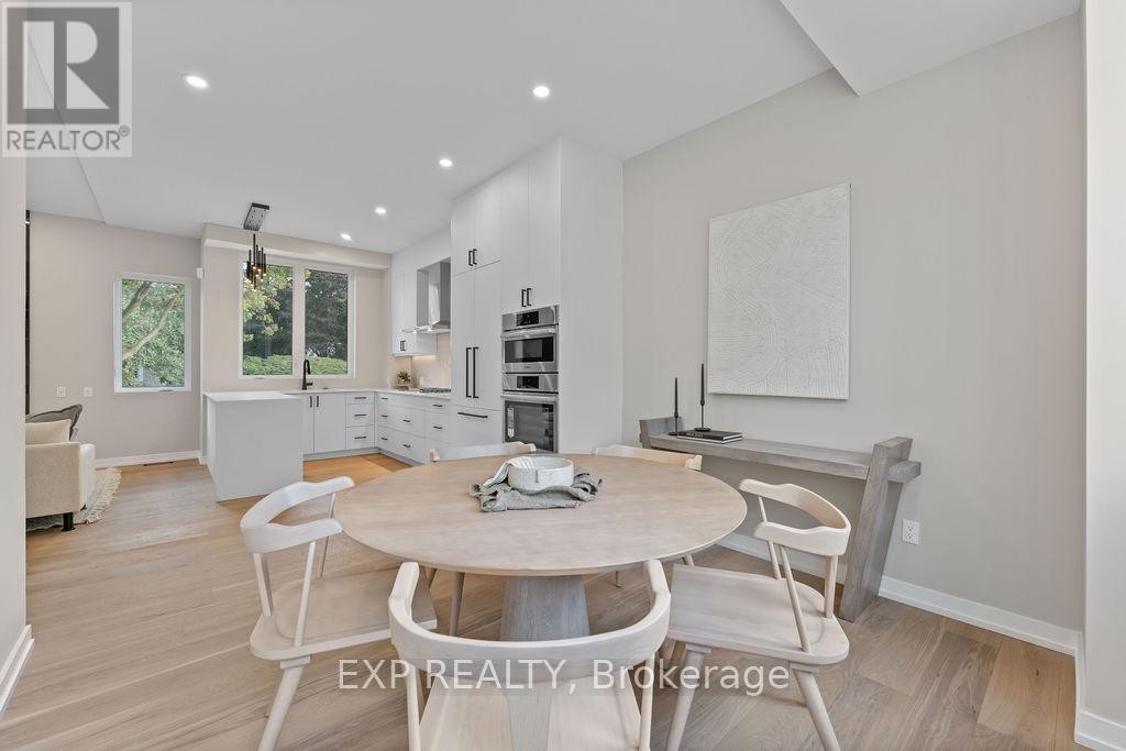 












630 TWEEDSMUIR AVENUE

,
Ottawa,




Ontario
K1Z5P5

