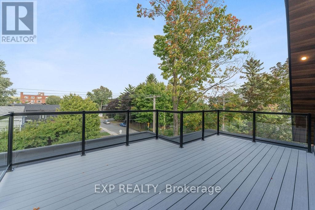 












630 TWEEDSMUIR AVENUE

,
Ottawa,




Ontario
K1Z5P5

