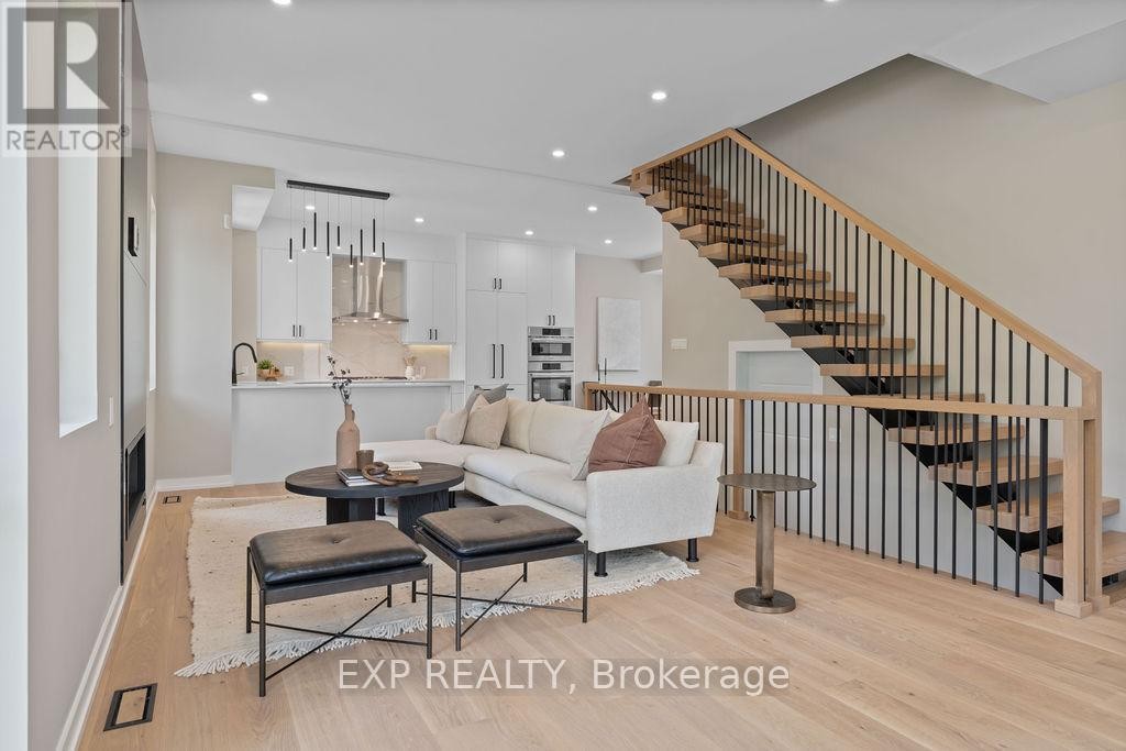 












630 TWEEDSMUIR AVENUE

,
Ottawa,




Ontario
K1Z5P5

