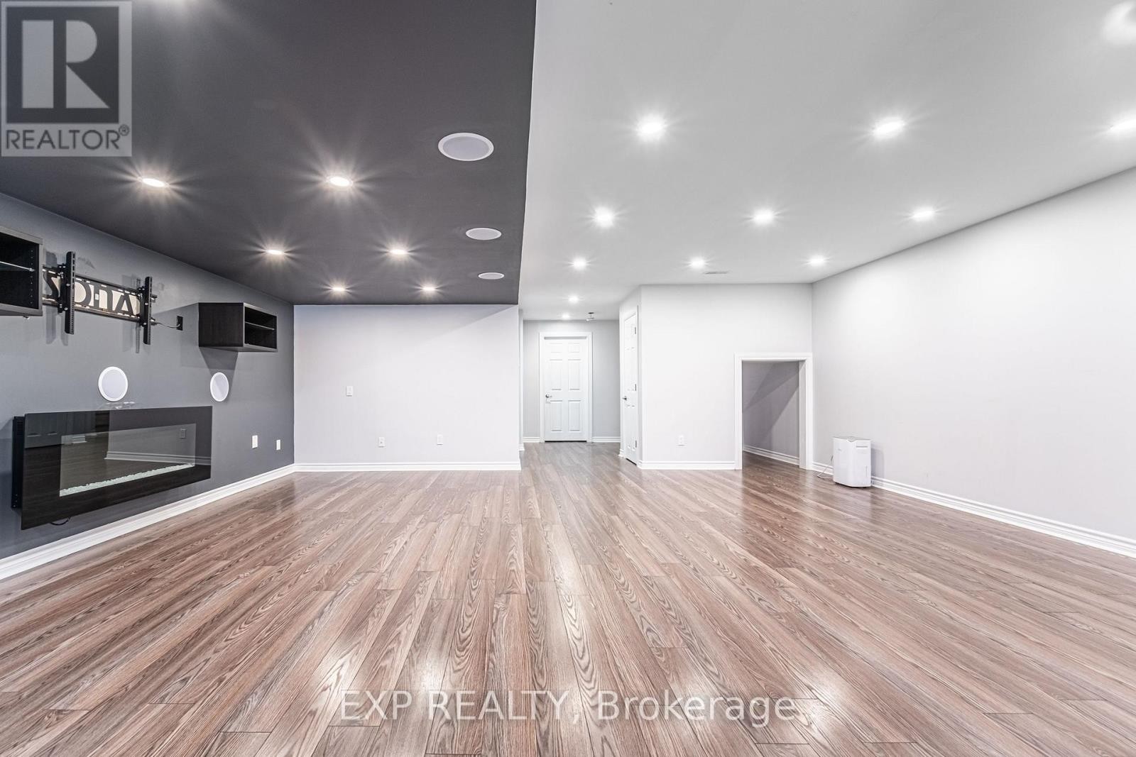 












6777 BREANNA CARDILL STREET

,
Ottawa,




Ontario
K4P0C3

