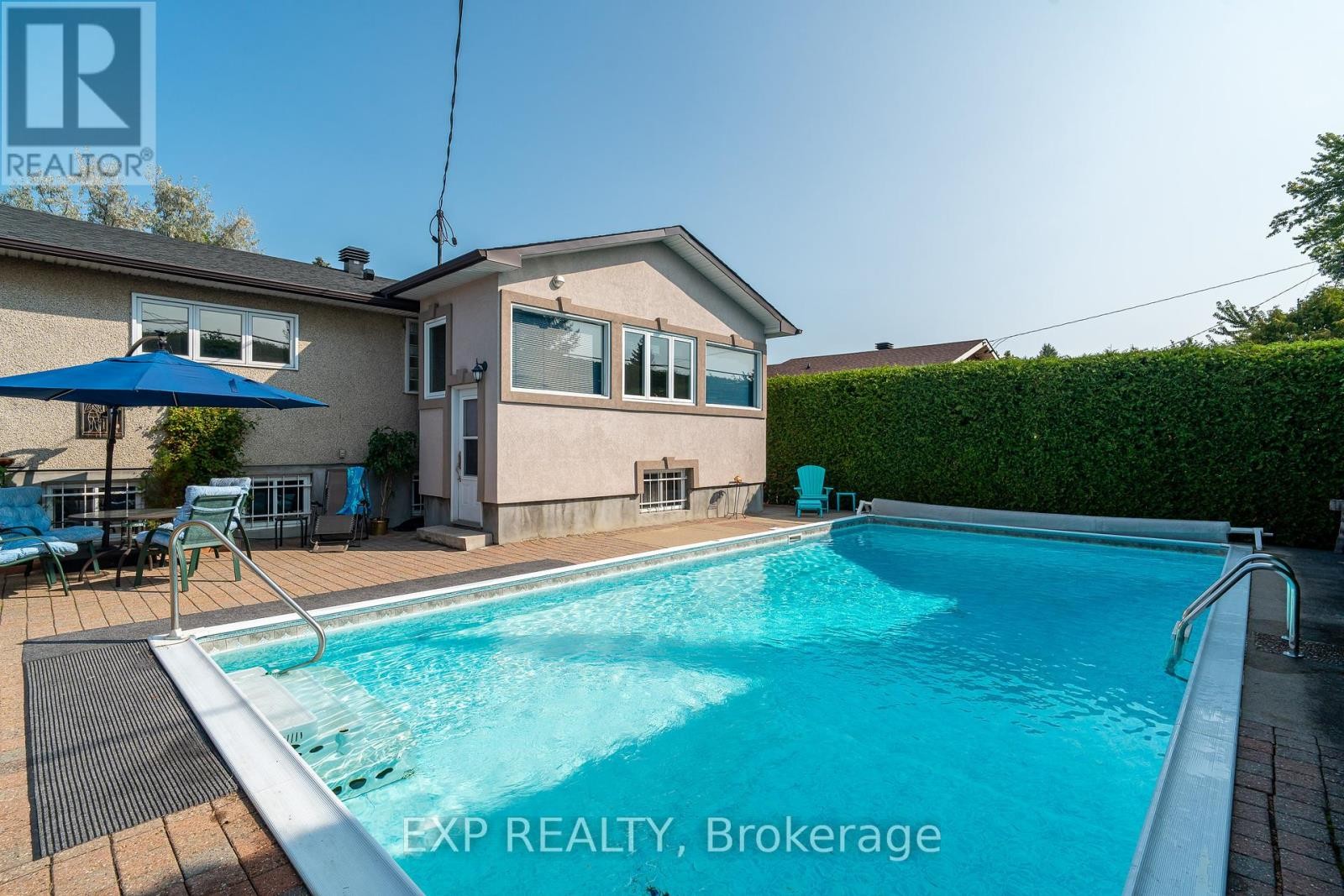 












1828 LORRAINE AVENUE

,
Ottawa,




Ontario
K1H6Z8


