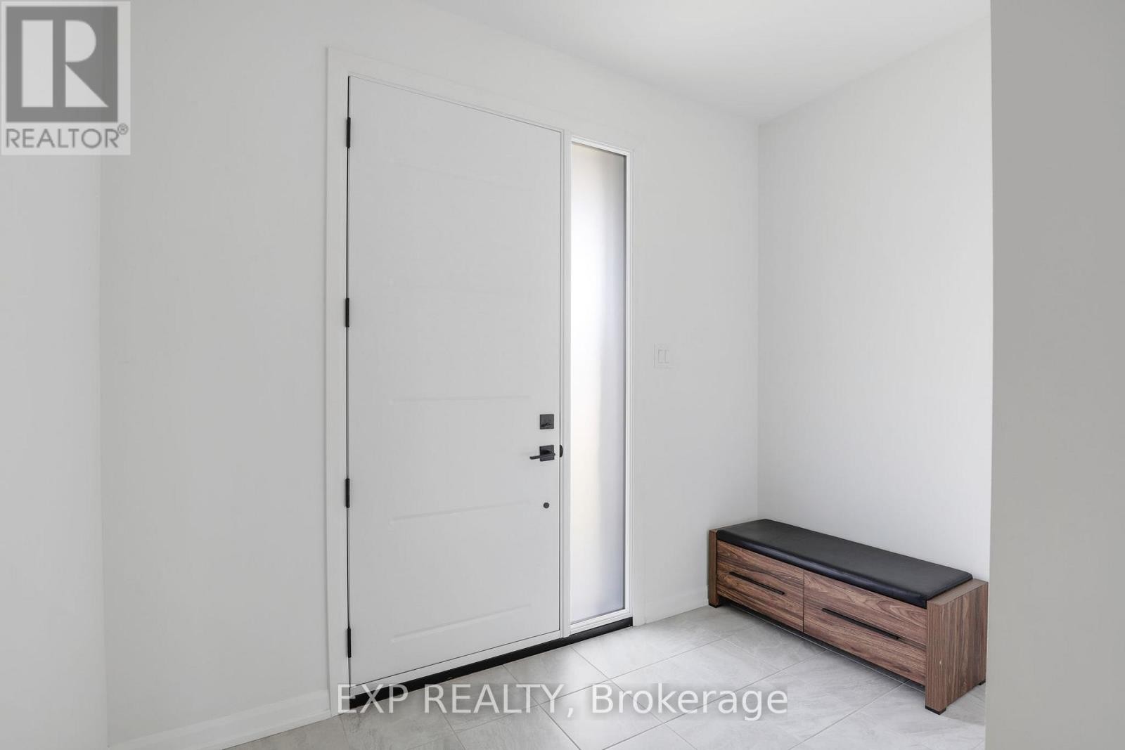 












418 STERLING AVENUE

,
Clarence-Rockland,




Ontario
K4K0M5

