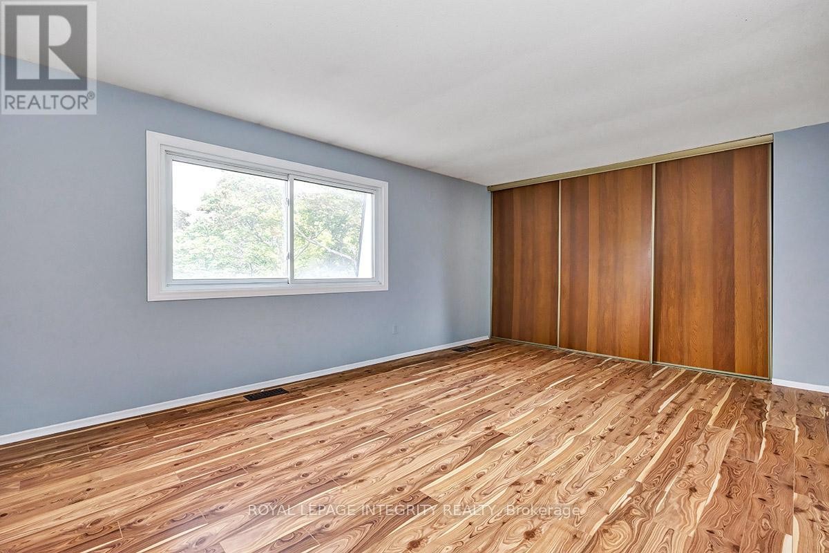 












49 - 2669 SOUTHVALE CRESCENT

,
Ottawa,




Ontario
K1B4V2

