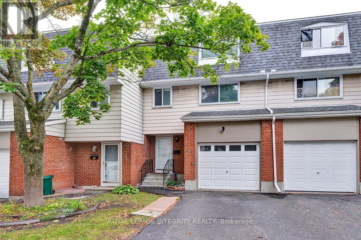












49 - 2669 SOUTHVALE CRESCENT

,
Ottawa,




Ontario
K1B4V2

