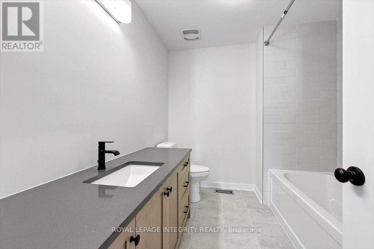 












217 MASSALIA CRESCENT

,
Ottawa,




Ontario
K4A5R1

