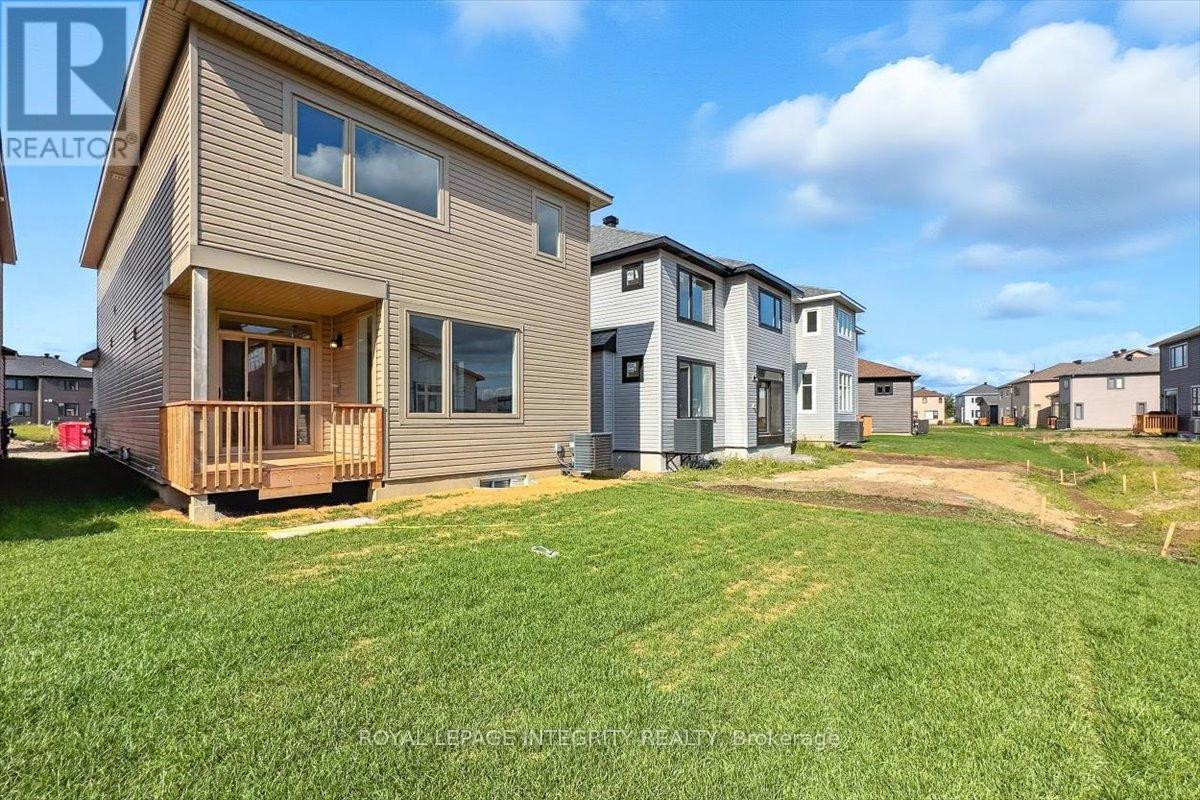 












217 MASSALIA CRESCENT

,
Ottawa,




Ontario
K4A5R1

