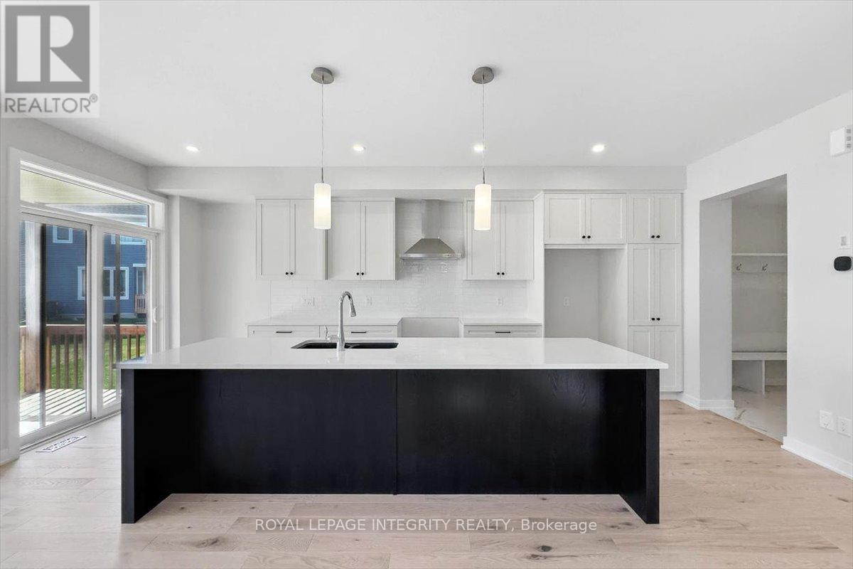 












217 MASSALIA CRESCENT

,
Ottawa,




Ontario
K4A5R1

