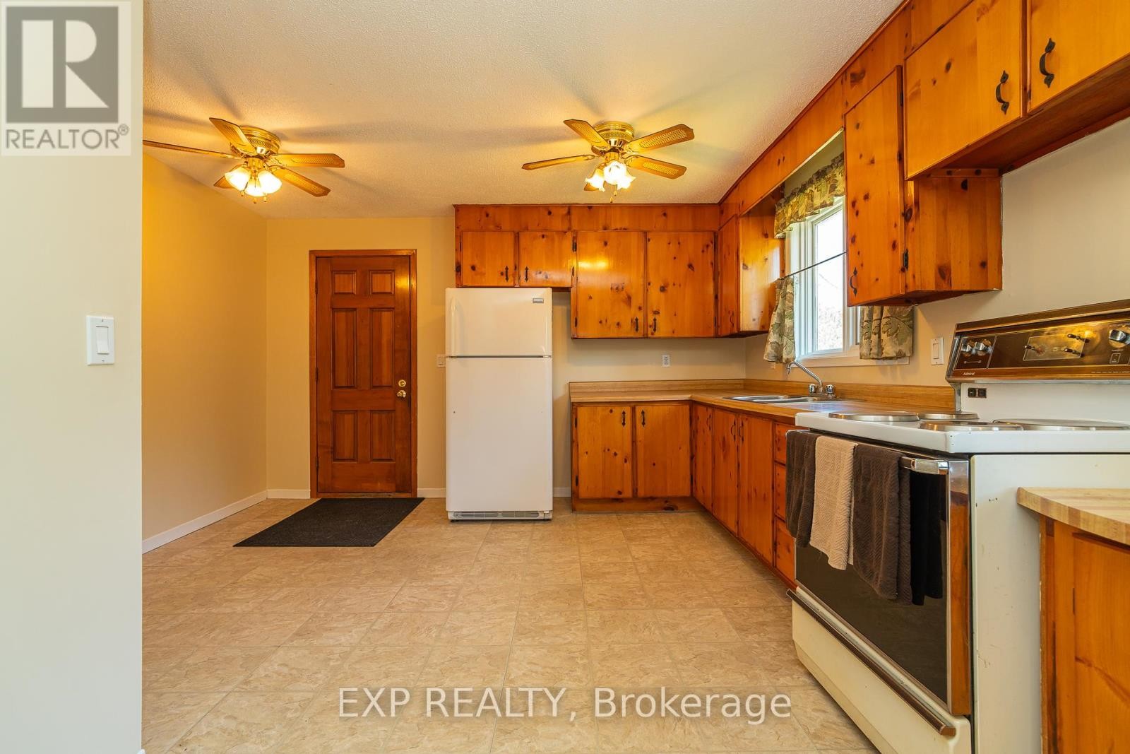 












1454 JENNINGS ROAD

,
North Dundas,




Ontario
K0C2K0

