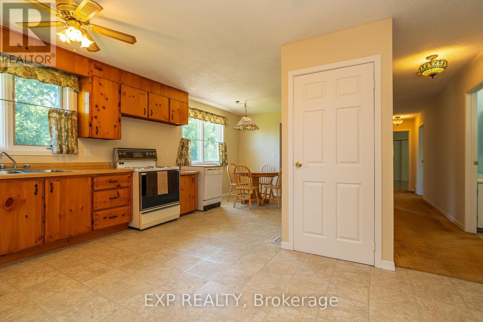 












1454 JENNINGS ROAD

,
North Dundas,




Ontario
K0C2K0

