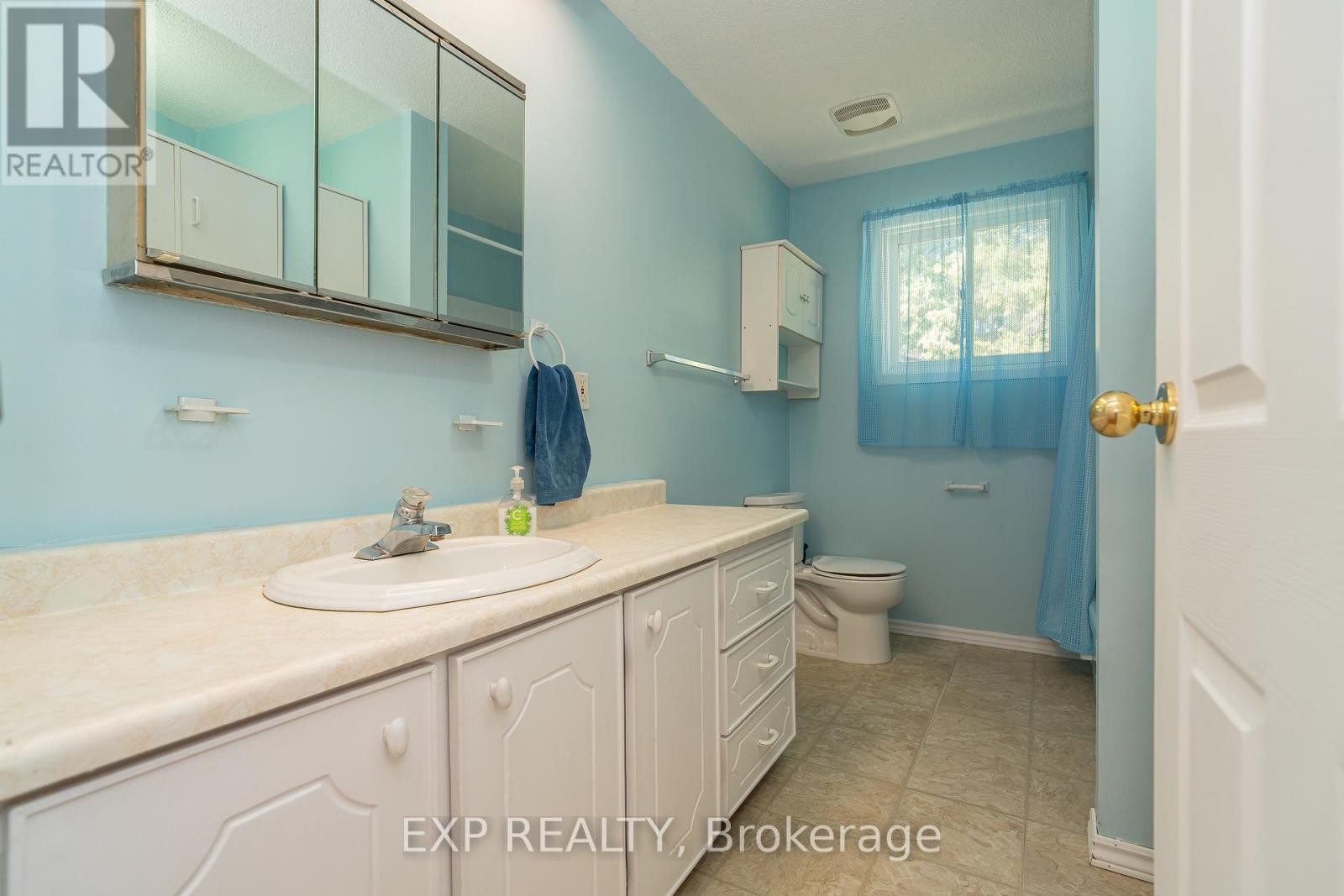 












1454 JENNINGS ROAD

,
North Dundas,




Ontario
K0C2K0

