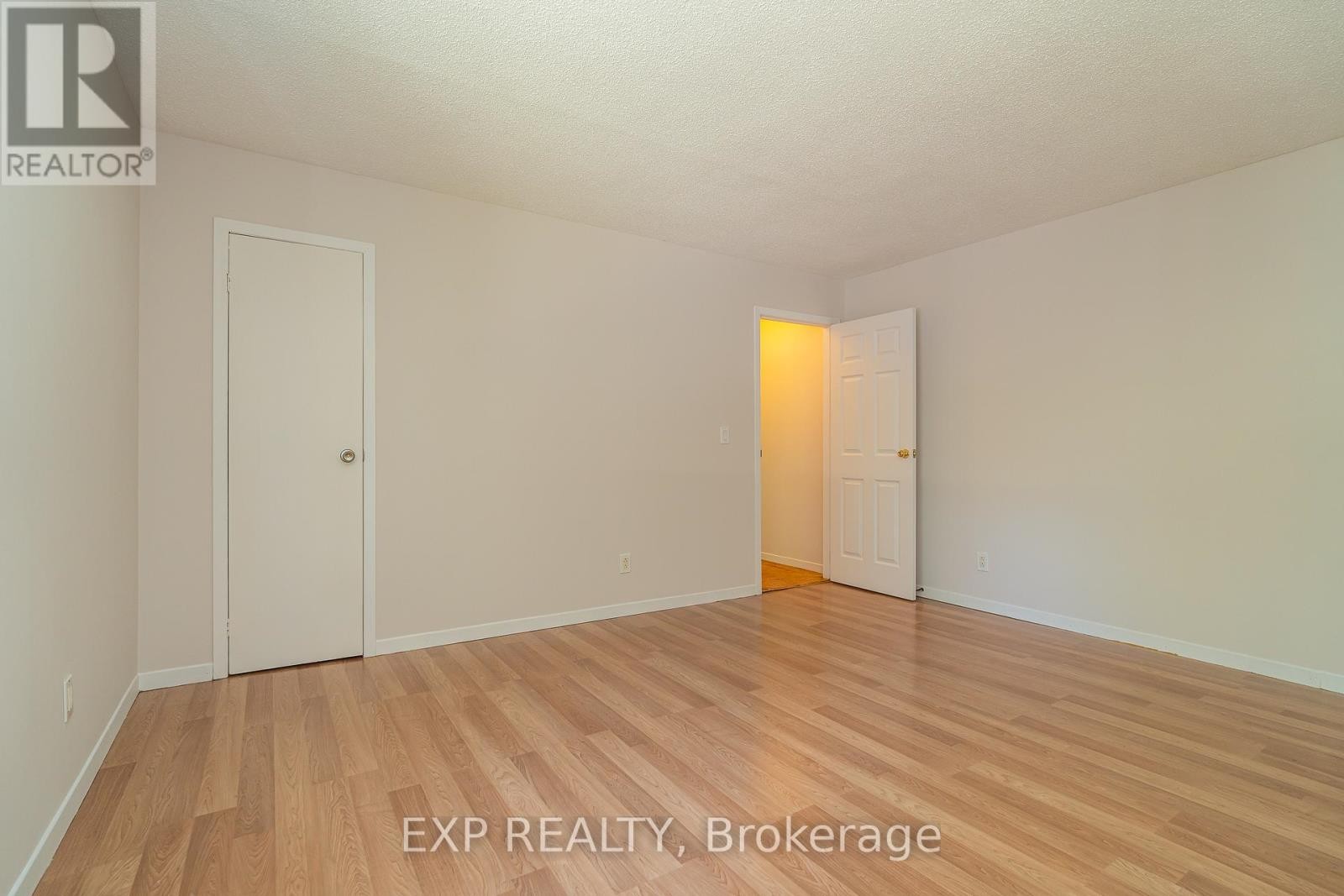 












1454 JENNINGS ROAD

,
North Dundas,




Ontario
K0C2K0

