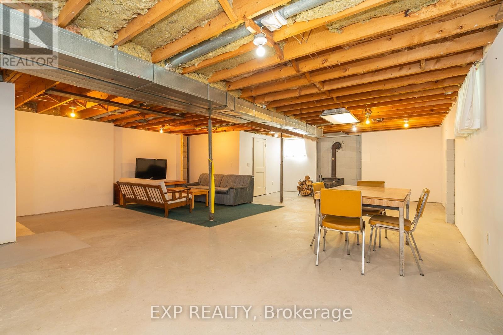 












1454 JENNINGS ROAD

,
North Dundas,




Ontario
K0C2K0

