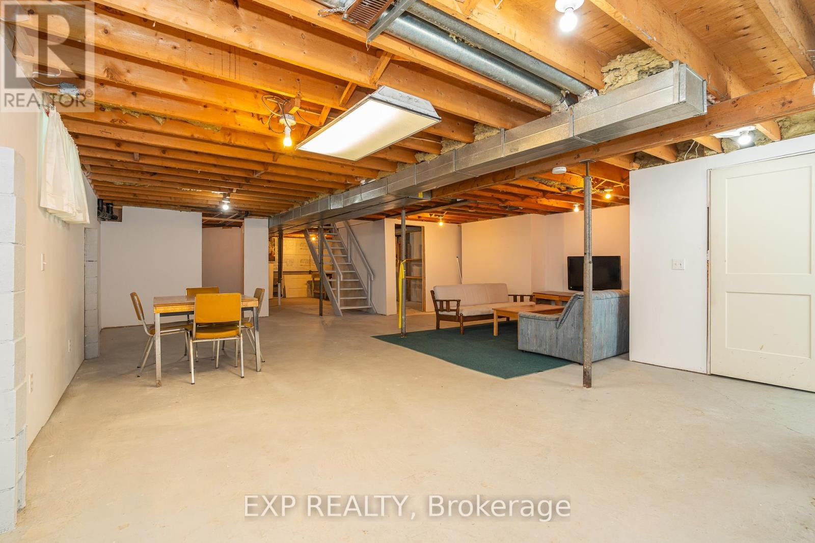 












1454 JENNINGS ROAD

,
North Dundas,




Ontario
K0C2K0


