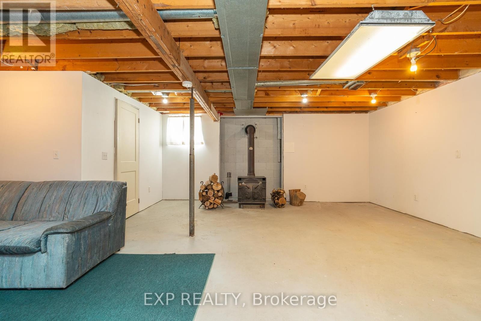 












1454 JENNINGS ROAD

,
North Dundas,




Ontario
K0C2K0


