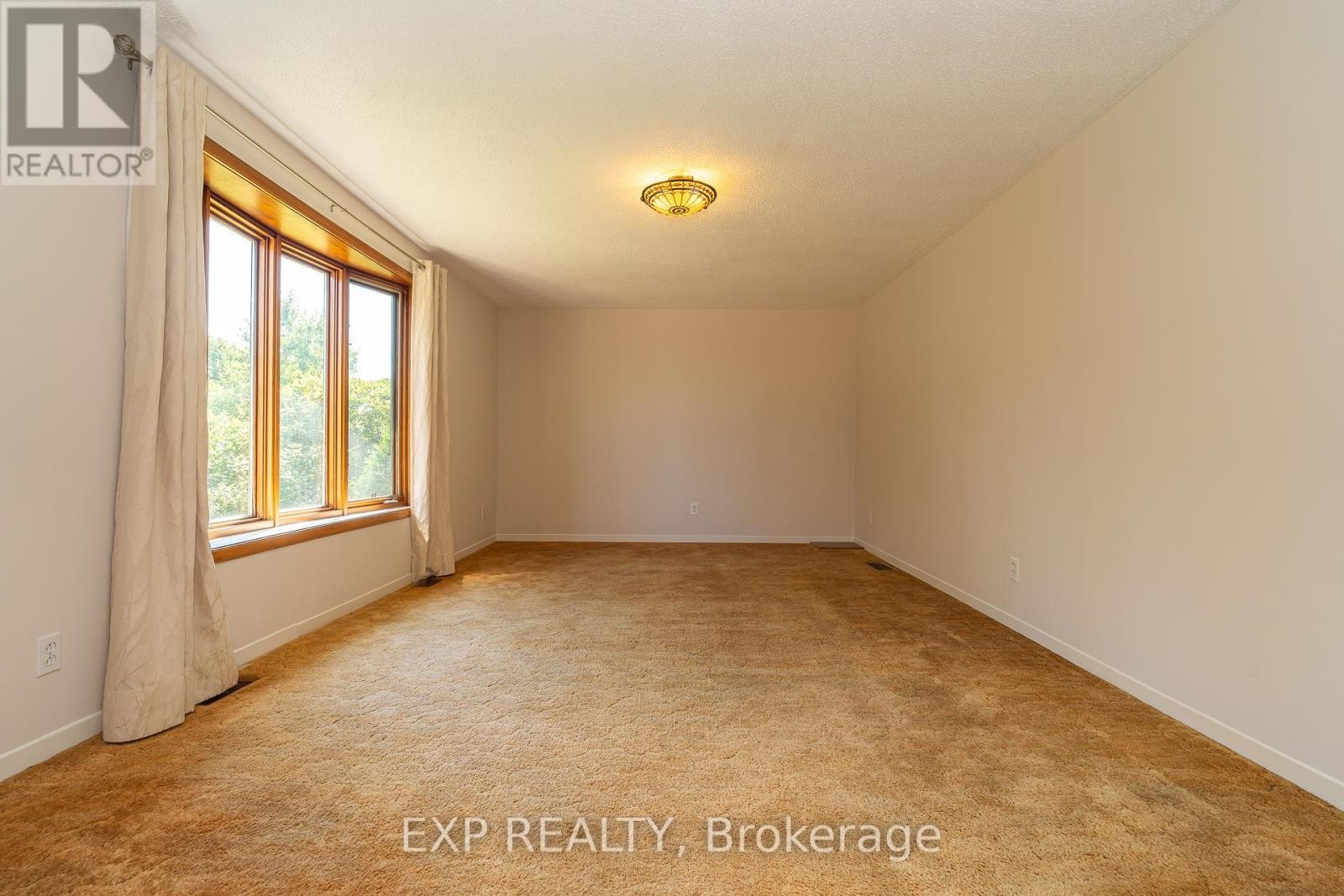 












1454 JENNINGS ROAD

,
North Dundas,




Ontario
K0C2K0

