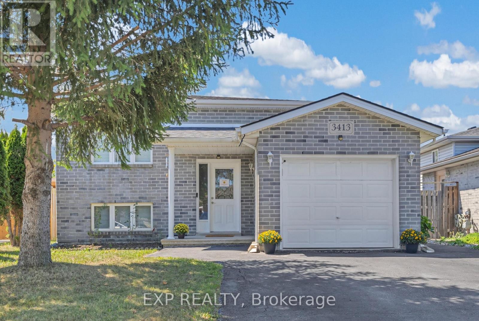 












3413 CARIBOU CRESCENT

,
Windsor,




Ontario
N8W5T5

