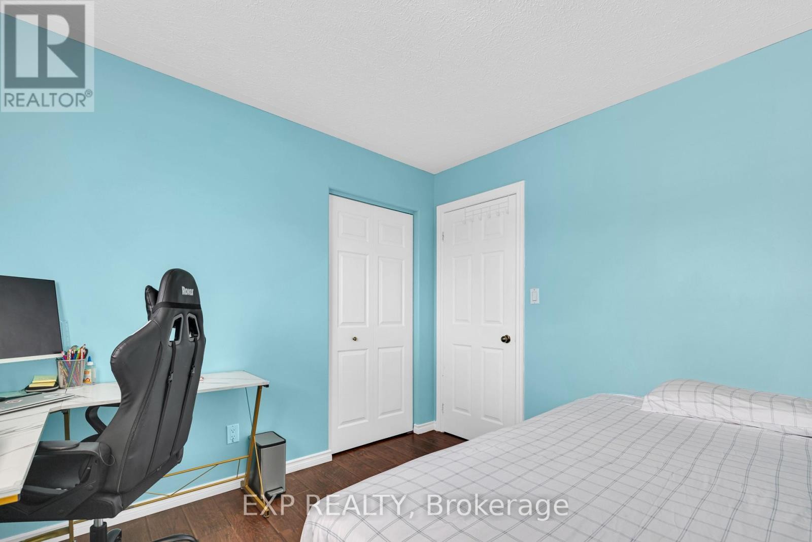 












3413 CARIBOU CRESCENT

,
Windsor,




Ontario
N8W5T5

