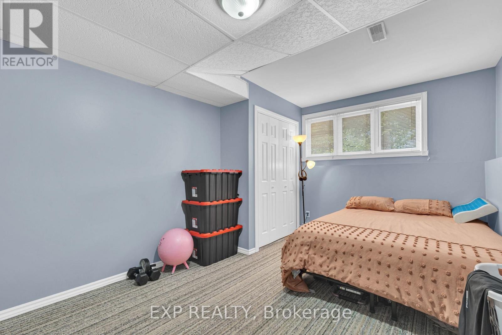 












3413 CARIBOU CRESCENT

,
Windsor,




Ontario
N8W5T5

