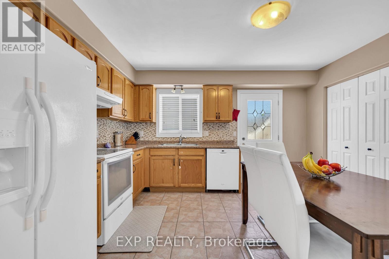 












3413 CARIBOU CRESCENT

,
Windsor,




Ontario
N8W5T5

