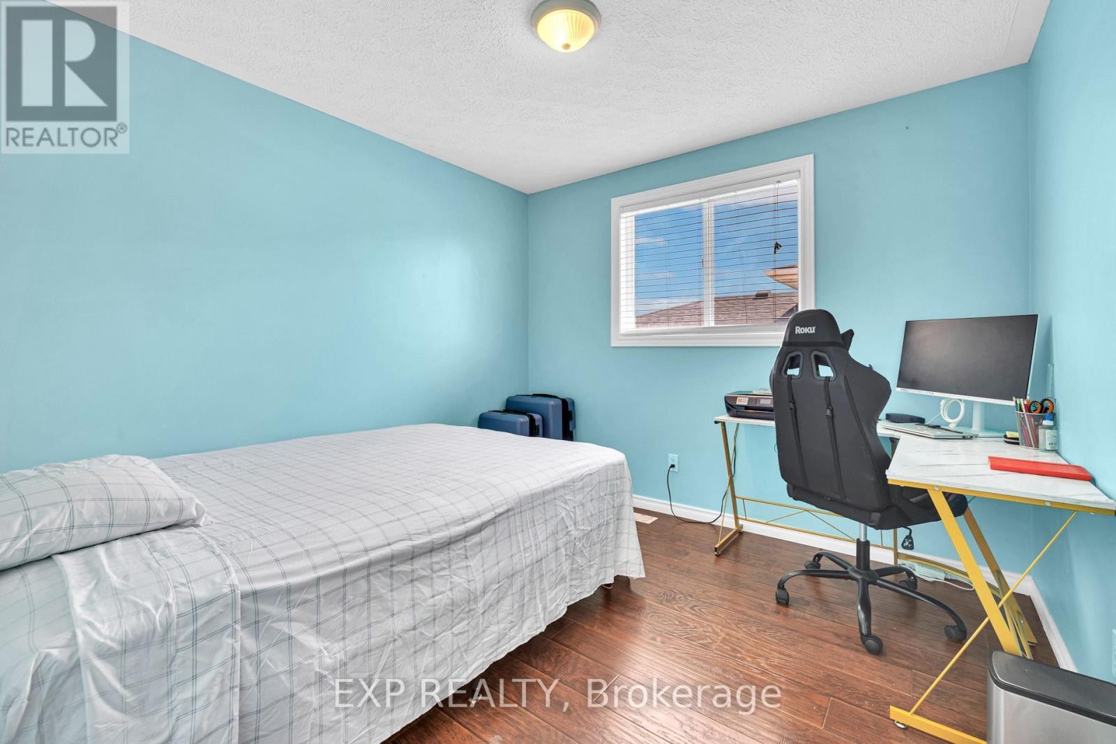 












3413 CARIBOU CRESCENT

,
Windsor,




Ontario
N8W5T5

