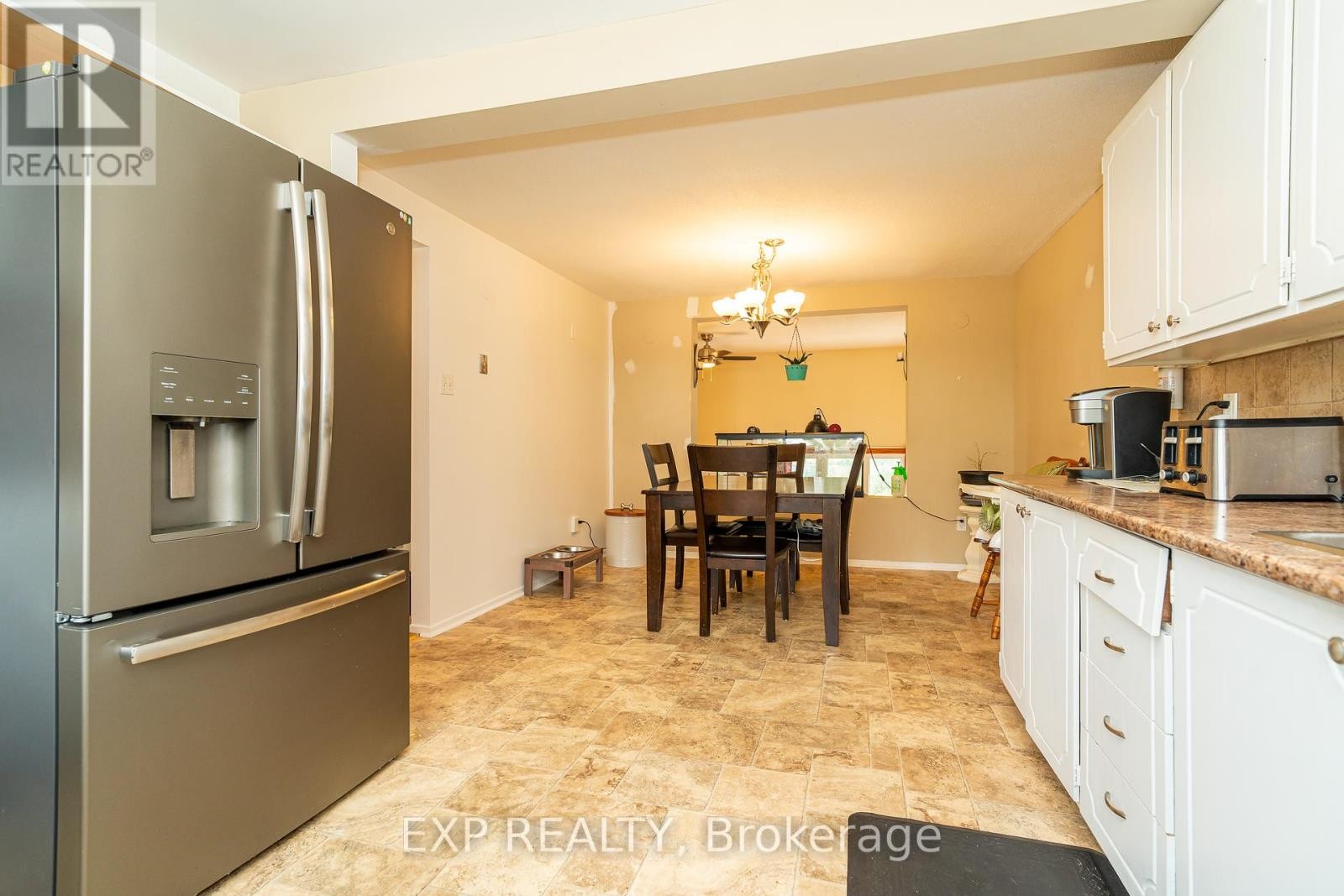 












40 - 2296 ORIENT PARK DRIVE

,
Ottawa,




Ontario
K1B4N6

