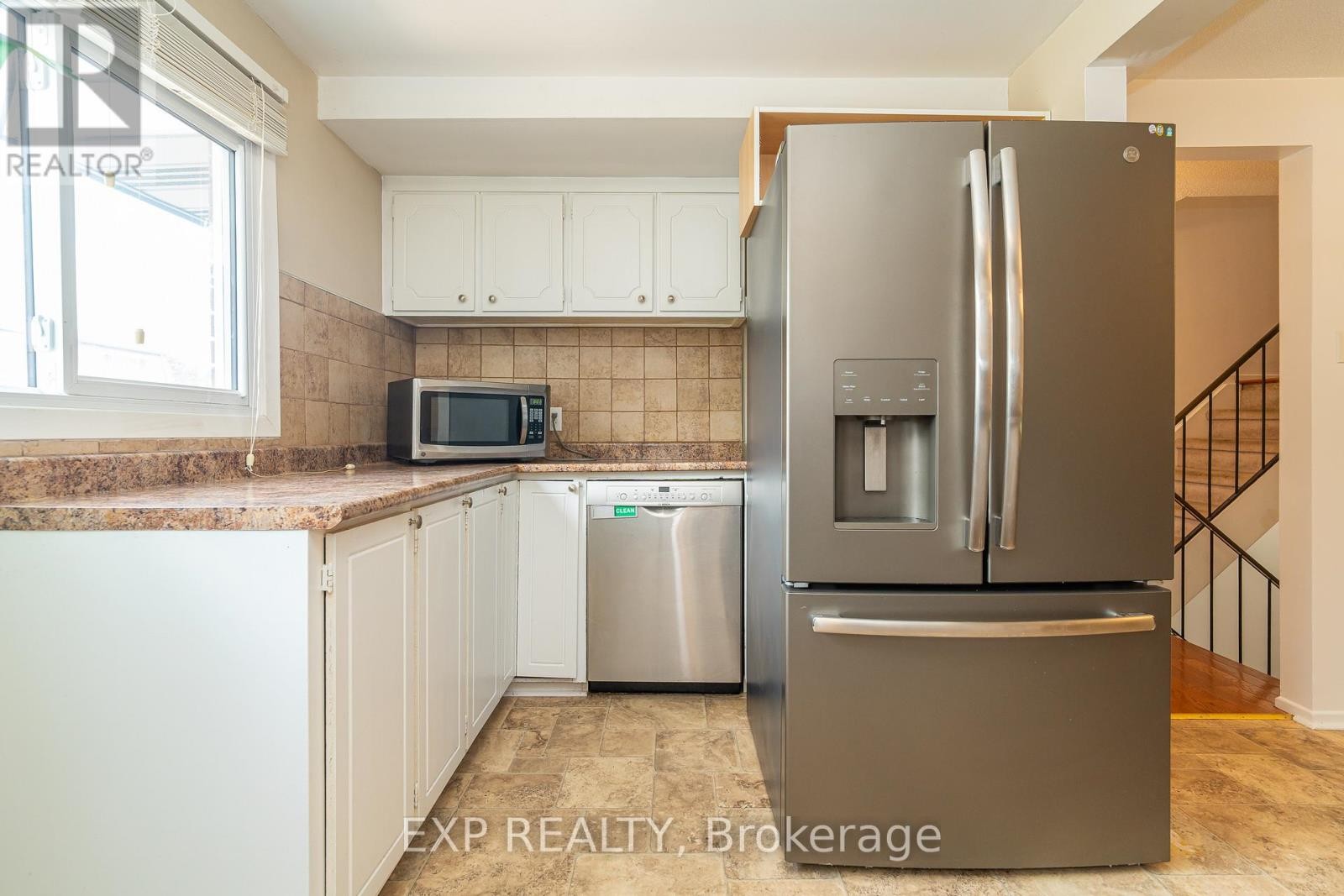 












40 - 2296 ORIENT PARK DRIVE

,
Ottawa,




Ontario
K1B4N6

