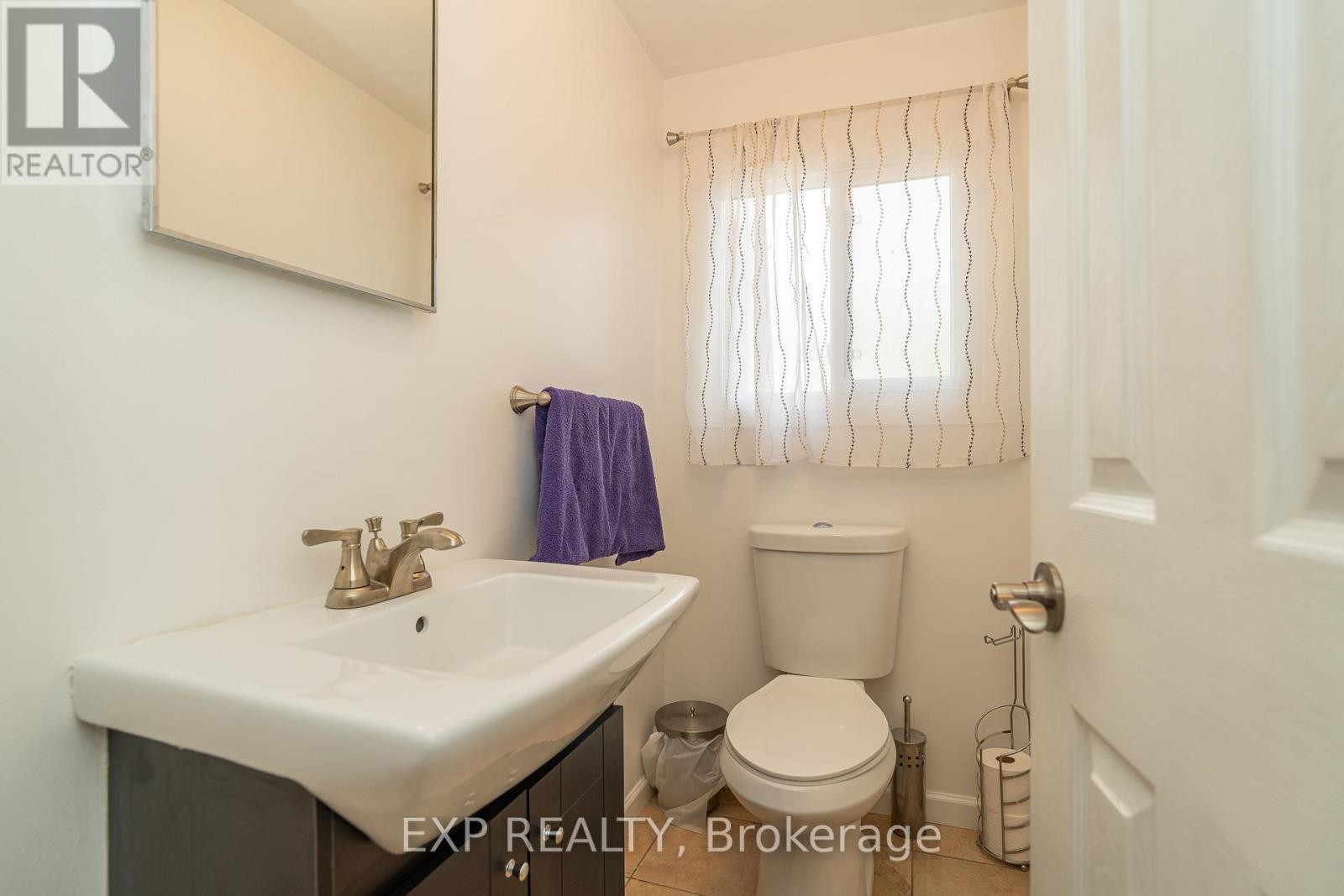 












40 - 2296 ORIENT PARK DRIVE

,
Ottawa,




Ontario
K1B4N6

