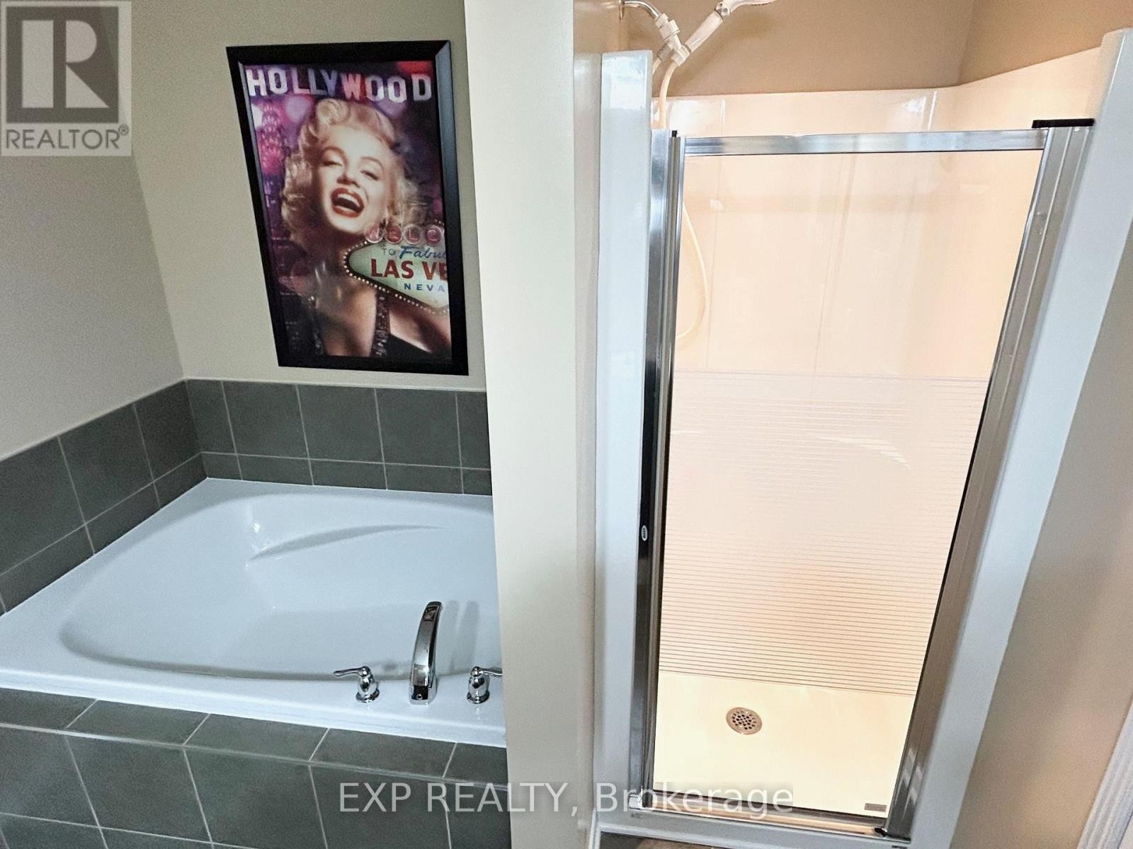 












131 PATRIOT PLACE

,
Ottawa,




Ontario
K2M0B7

