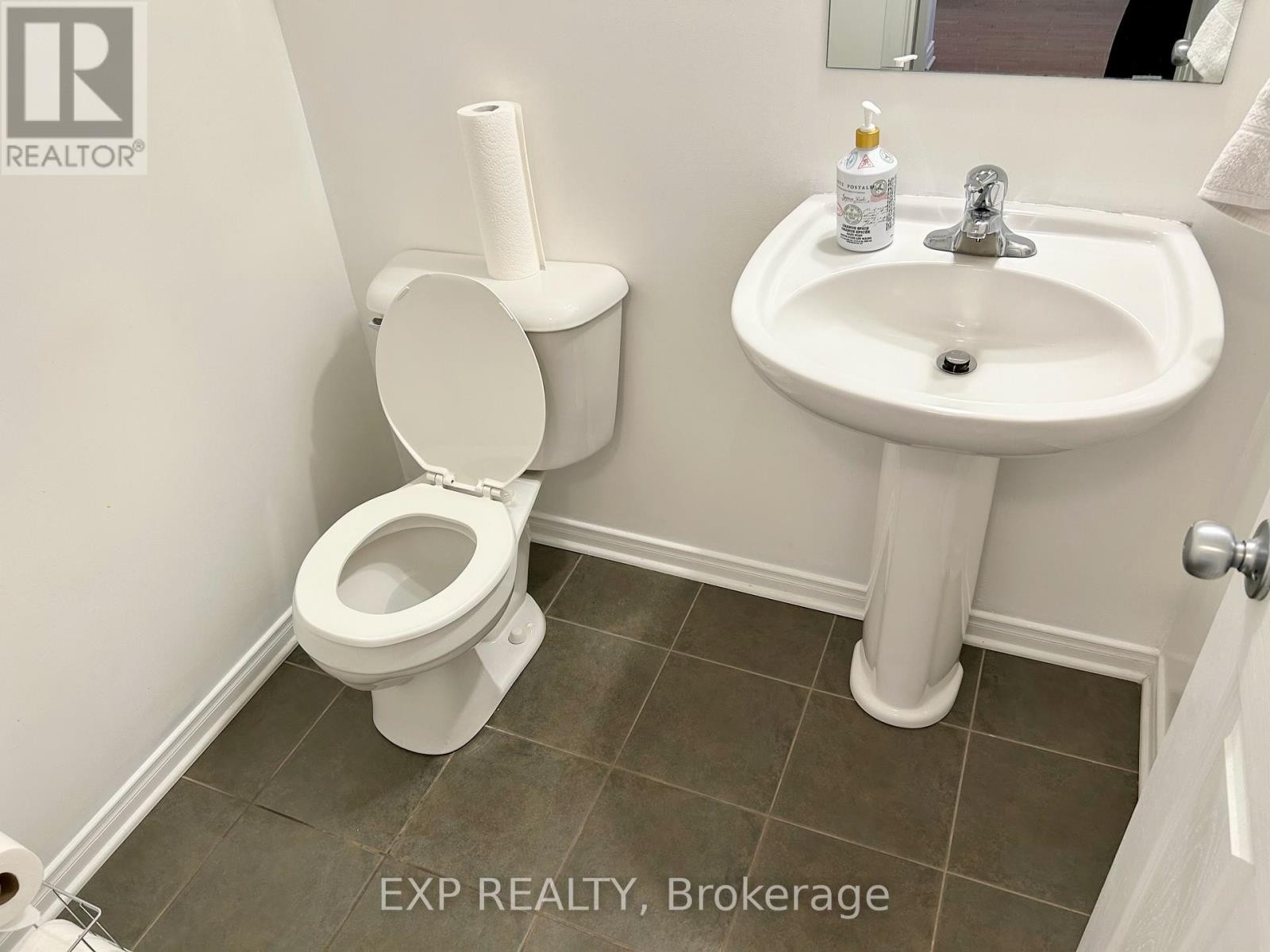 












131 PATRIOT PLACE

,
Ottawa,




Ontario
K2M0B7

