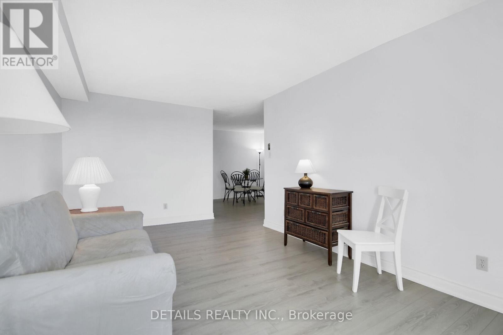 












803 - 1380 PRINCE OF WALES DRIVE

,
Ottawa,




Ontario
K2C3N5

