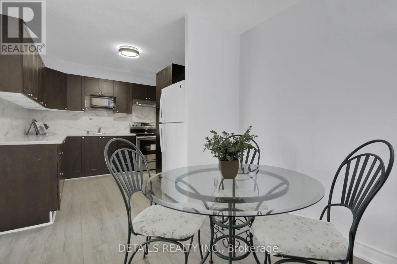 












803 - 1380 PRINCE OF WALES DRIVE

,
Ottawa,




Ontario
K2C3N5

