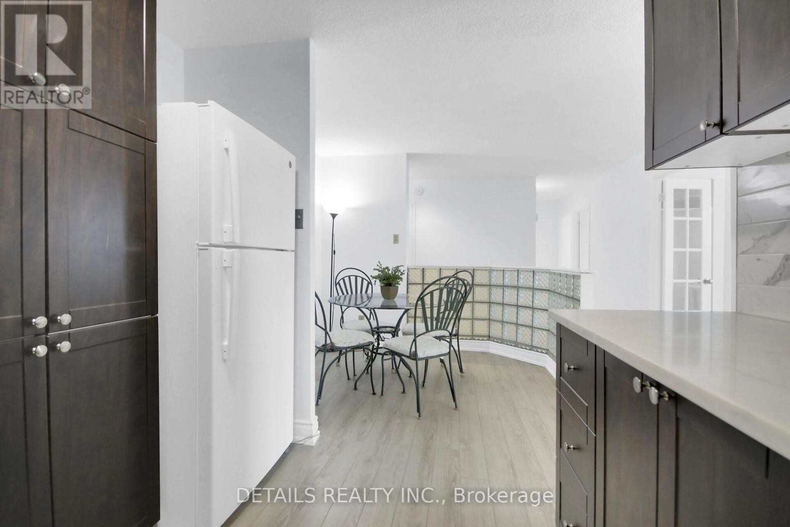 












803 - 1380 PRINCE OF WALES DRIVE

,
Ottawa,




Ontario
K2C3N5

