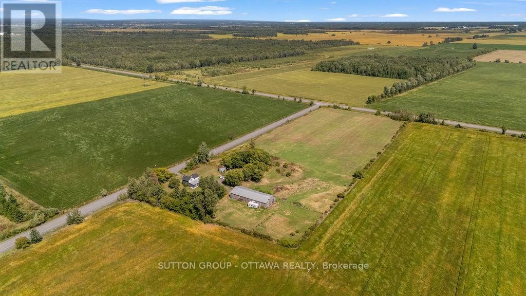 












9420 PARKWAY ROAD

,
Ottawa,







Ontario
K0A1V0

