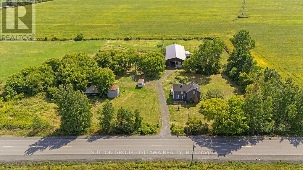 












9420 PARKWAY ROAD

,
Ottawa,







Ontario
K0A1V0

