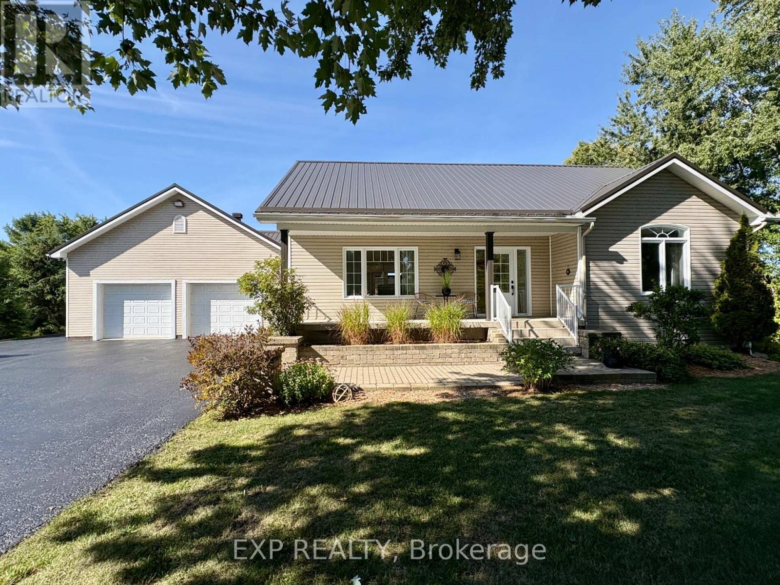 












1508 ST ANDRE ROAD

,
Russell,




Ontario
K0A1W0


