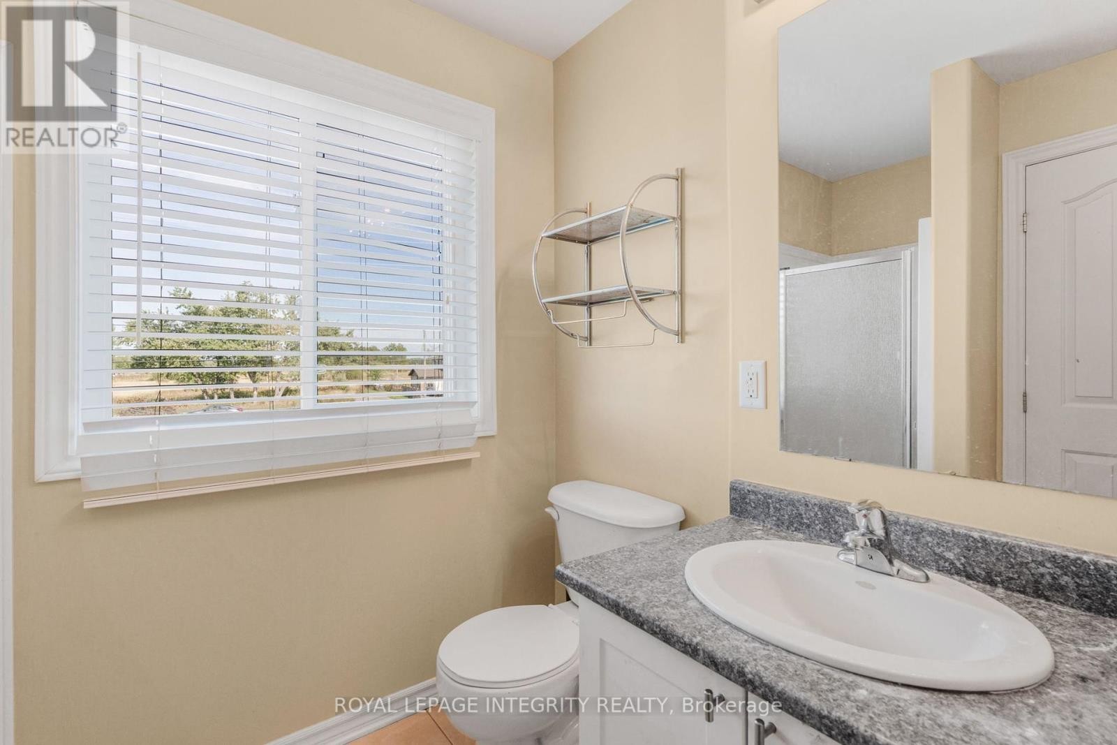 












1899 ARROWGRASS WAY

,
Ottawa,




Ontario
K4A0E3

