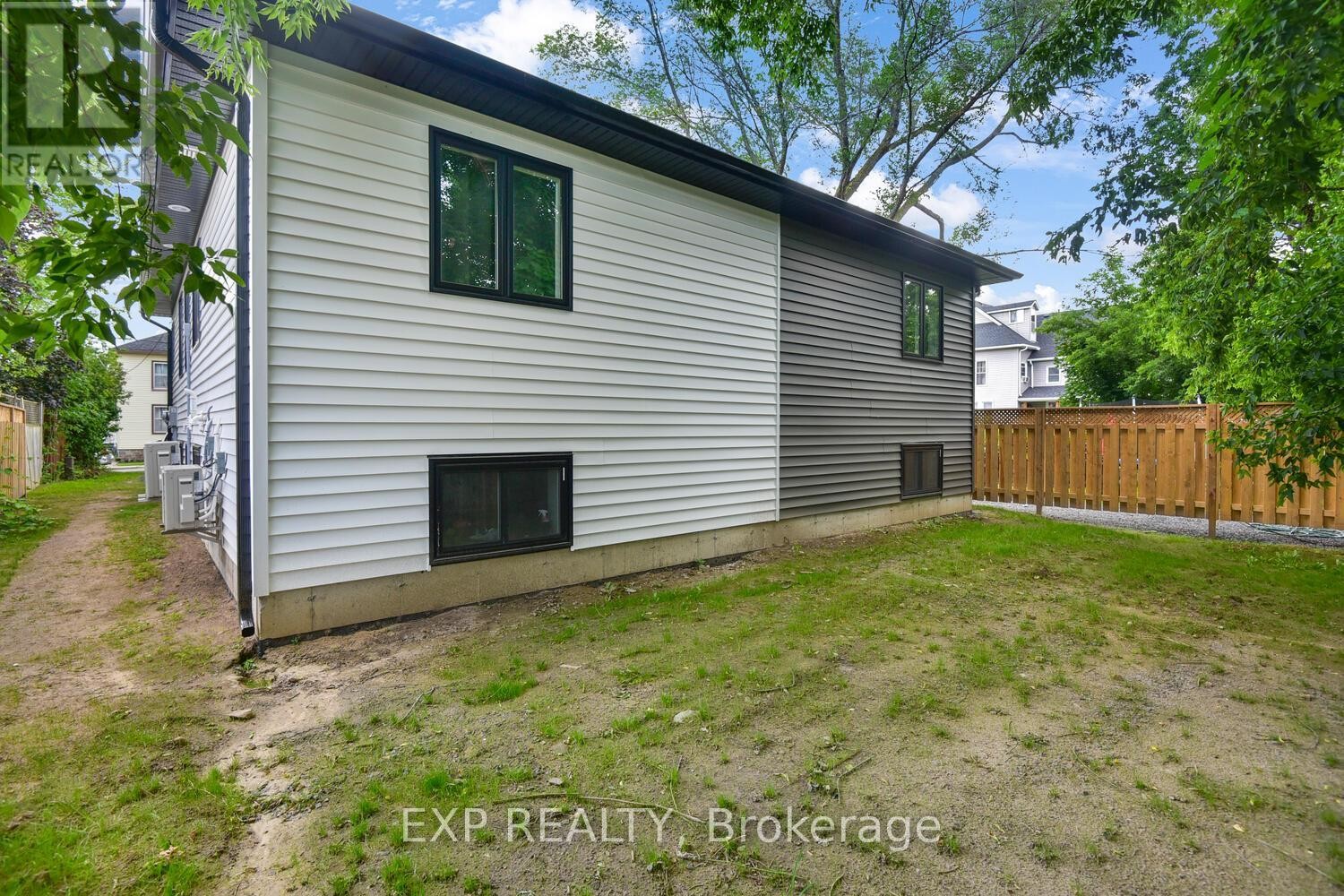 












642 WEST STREET

,
Prescott,




Ontario
K0E1X0

