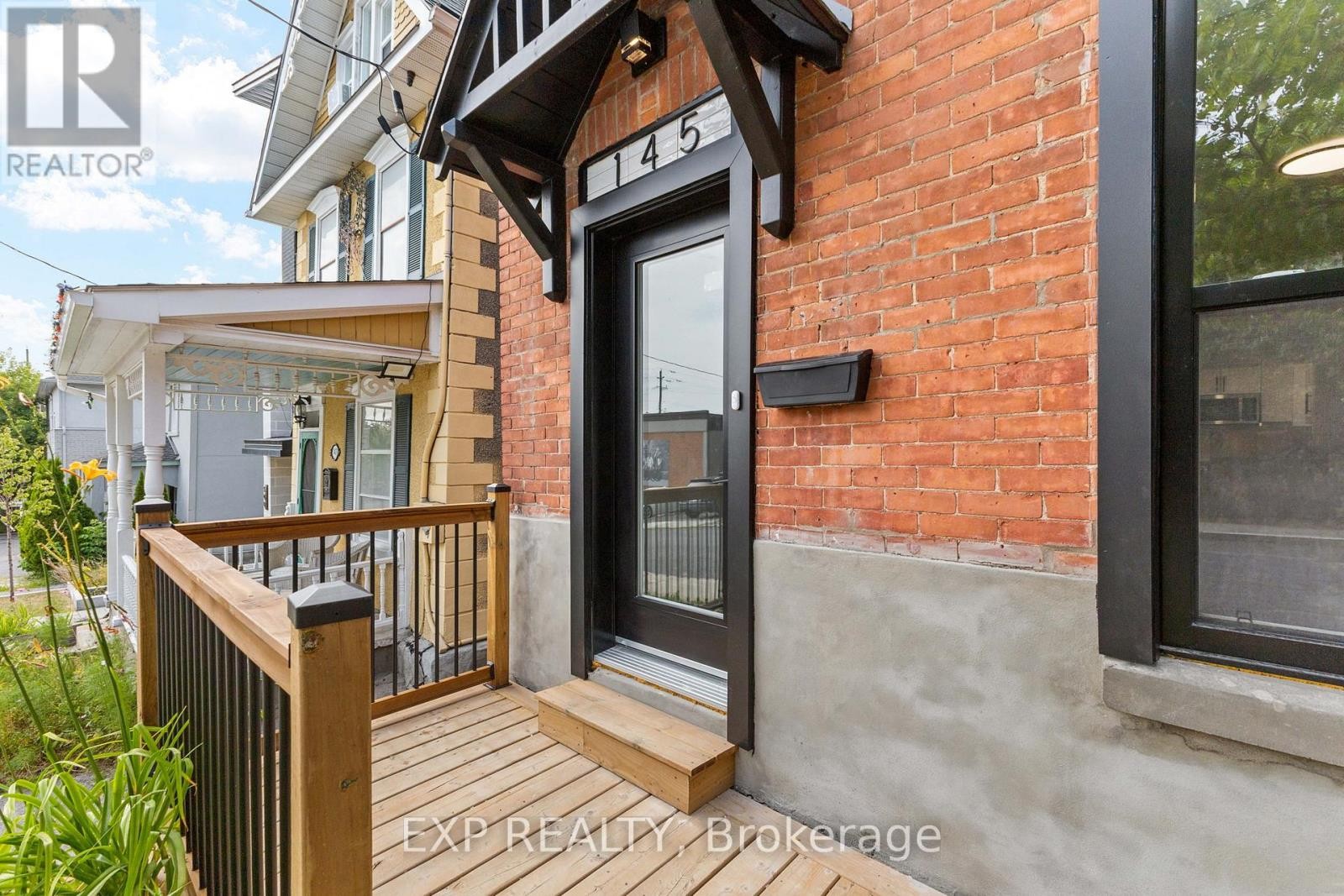 












145 WILLOW STREET

,
Ottawa,




Ontario
K1R6W2

