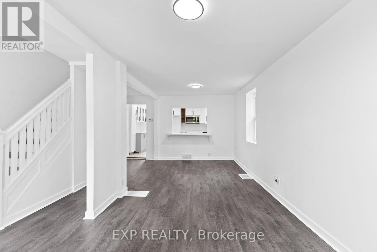 












145 WILLOW STREET

,
Ottawa,




Ontario
K1R6W2


