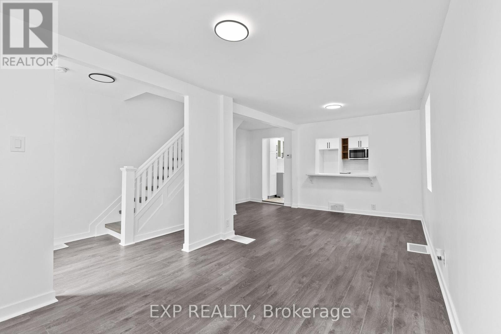












145 WILLOW STREET

,
Ottawa,




Ontario
K1R6W2

