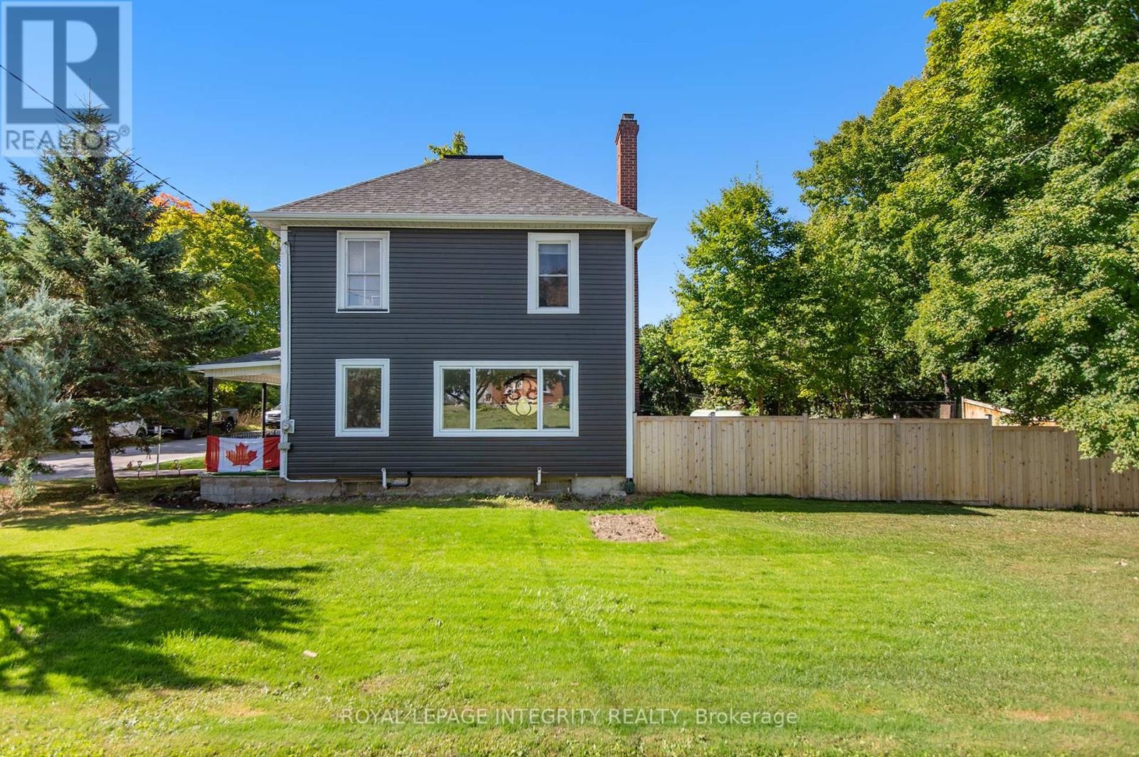 












101 PAUL DRIVE

,
Lanark Highlands,




Ontario
K0G1K0

