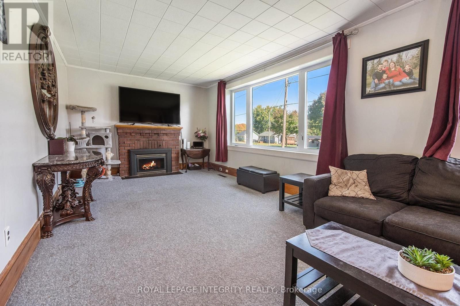 












101 PAUL DRIVE

,
Lanark Highlands,




Ontario
K0G1K0

