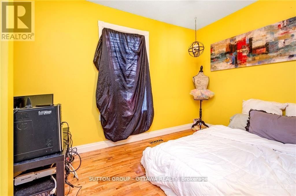 












846 ST LAURENT BOULEVARD

,
Ottawa,




Ontario
K1K3A9

