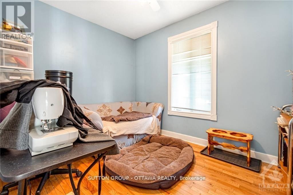 












846 ST LAURENT BOULEVARD

,
Ottawa,




Ontario
K1K3A9

