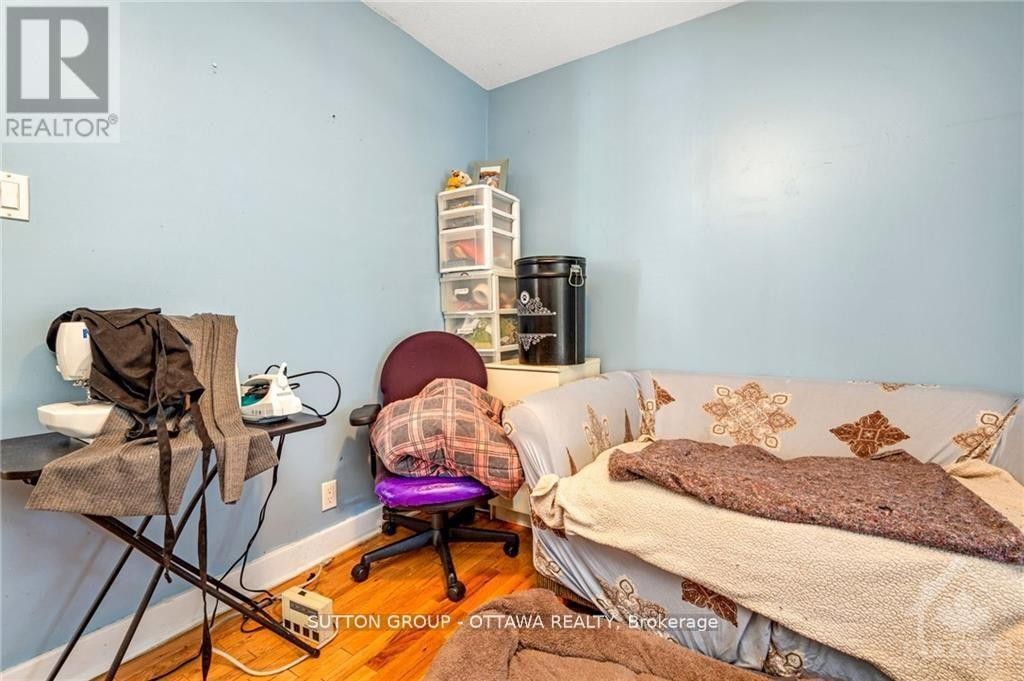 












846 ST LAURENT BOULEVARD

,
Ottawa,




Ontario
K1K3A9

